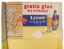 Leeuw bier winterwit display a